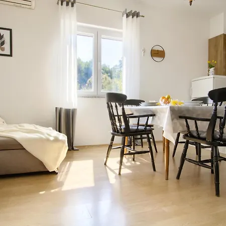 Apartament Sea Tonka Kali